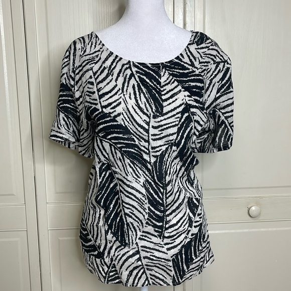 Cynthia Rowley Women’s Black & White 100% Linen Tropical Print Blouse Size 2X - Picture 1 of 11